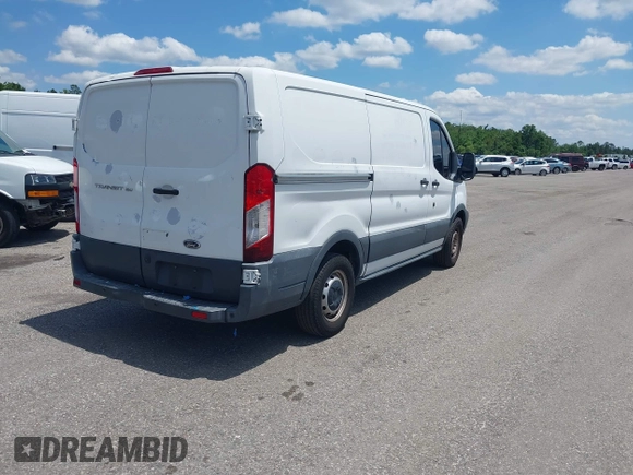 2017 Ford Transit z VIN 1FTYE1YM5HKA34470, wystawiony jako IAAI lot #42245048 z przebiegiem 149 437 mil mil oraz . Historia ofert i sprzedaży dostępna na DreamBid. Obrazek 4.