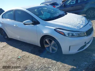 2018 Kia Forte S with VIN 3KPFL4A71JE274322, listed as a IAAI auction lot 41267923 with 133,346 mi miles. Bid and sale history available at carsss.com. Image 1.