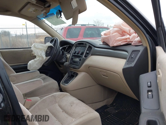 2001 Toyota Highlander z VIN JTEHF21A410030670, wystawiony jako IAAI lot #41916535 z przebiegiem 248 020 mil mil oraz . Historia ofert i sprzedaży dostępna na DreamBid. Obrazek 5.