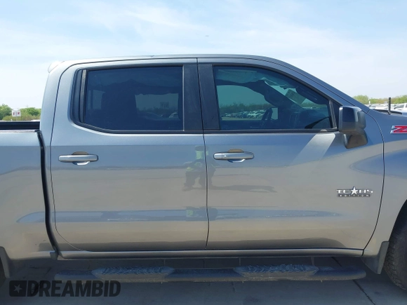 2021 Chevrolet Silverado 1500 RST with VIN 3GCUYEED4MG350199, listed as a IAAI auction lot 41861013 with 26,696 mi miles. Bid and sale history available at carsss.com. Image 13.