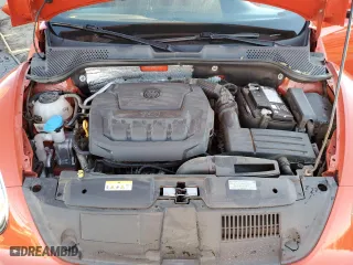 2019 Volkswagen Beetle S with VIN 3VWFD7AT9KM712147, listed as a Copart auction lot 84101684 with 13,300 mi miles and Salvage Title. Bid and sale history available at carsss.com. Image 11.