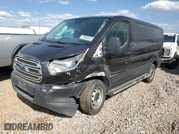 2019 Ford Transit z VIN 1FTYR1YM5KKA86628, wystawiony jako Copart lot #56229305 z przebiegiem Nie podano mil oraz Czysty tytuł • Clean title. Historia ofert i sprzedaży dostępna na DreamBid. Obrazek 1.