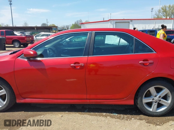 2012 Toyota Camry L with VIN 4T1BF1FK6CU595970, listed as a IAAI auction lot 42101945 with 169,684 mi miles and . Bid and sale history available at carsss.com. Image 14.