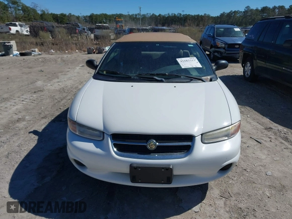 1996 Chrysler Sebring with VIN 3C3EL45X2TT307062, listed as a IAAI auction lot 41683313 with 37,004 mi miles and . Bid and sale history available at DreamBid. Image 6.