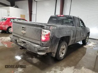 2018 Chevrolet Silverado 1500 LT with VIN 1GCVKRECXJZ337506, listed as a Copart auction lot 44957755 with 110,741 mi miles and Salvage Title. Bid and sale history available at DreamBid. Image 3.