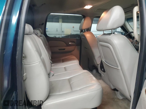 2007 Chevrolet Avalanche 1LT z VIN 3GNFK12347G179660, wystawiony jako Copart lot #60094565 z przebiegiem 181 356 mil mil oraz Czysty tytuł • Clean title. Historia ofert i sprzedaży dostępna na DreamBid. Obrazek 10.
