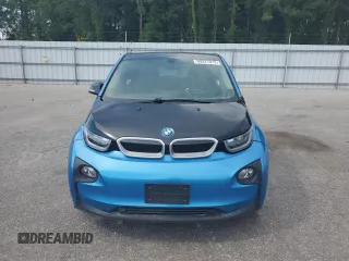 2017 BMW i3 with VIN WBY1Z8C51HV551437, listed as a Copart auction lot 60521015 with 64,343 mi miles and Salvage title. Bid and sale history available at DreamBid. Image 5.
