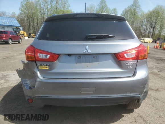 2015 Mitsubishi Outlander GT with VIN 4A4AP4AW0FE039332, listed as a Copart auction lot 54896985 with 61,733 mi miles and Salvage title. Bid and sale history available at DreamBid. Image 6.