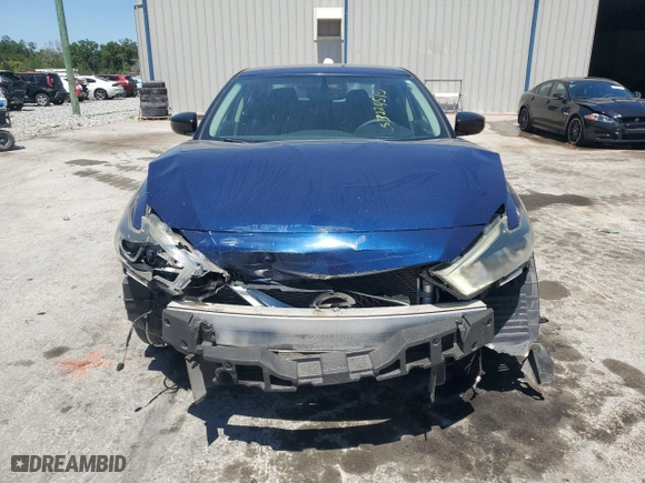 2017 Nissan Maxima Platinum with VIN 1N4AA6AP6HC385371, listed as a Copart auction lot 53224515 with 104,266 mi miles and Salvage Title. Bid and sale history available at carsss.com. Image 5.