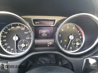 2015 Mercedes-Benz M 400 with VIN 4JGDA5GB5FA499282, listed as a Copart auction lot 42181905 with 102,426 mi miles and Salvage Title. Bid and sale history available at DreamBid. Image 9.