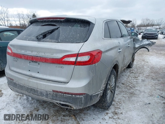 2018 Lincoln MKX Select with VIN 2LMPJ8KR6JBL19392, listed as a IAAI auction lot 41607522 with 91,930 mi miles. Bid and sale history available at carsss.com. Image 4.