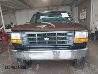 1996 Ford F-150 with VIN 1FTEF14H8TLB38284, listed as a IAAI auction lot 41236907 with 175,998 mi miles. Bid and sale history available at carsss.com. Image 12.