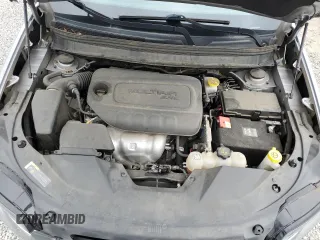 2019 Jeep Cherokee Latitude with VIN 1C4PJLCB4KD265025, listed as a Copart auction lot 52199655 with 36,294 mi miles and Salvage Title. Bid and sale history available at carsss.com. Image 12.