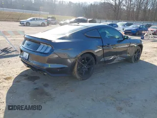 2018 Ford Mustang GT z VIN 1FA6P8CF4J5158775, wystawiony jako IAAI lot #41627780 z przebiegiem 65 519 mil mil oraz . Historia ofert i sprzedaży dostępna na DreamBid. Obrazek 4.