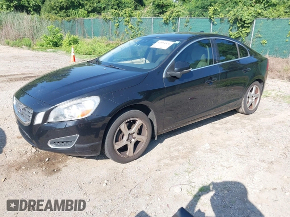 2012 Volvo S60 T5 with VIN YV1622FS4C2109850, listed as a IAAI auction lot 42594576 with 167,546 mi miles and . Bid and sale history available at DreamBid. Image 2.