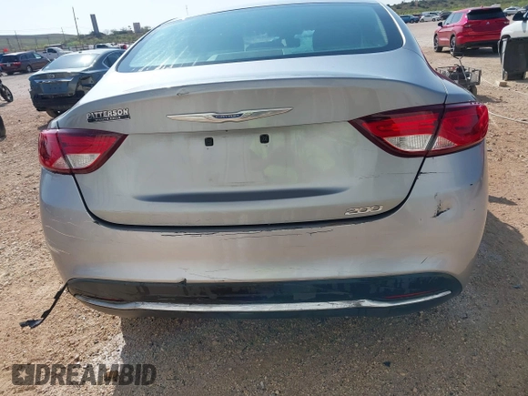 2015 Chrysler 200 Limited with VIN 1C3CCCABXFN621784, listed as a IAAI auction lot 41914473 with 117,313 mi miles. Bid and sale history available at carsss.com. Image 17.