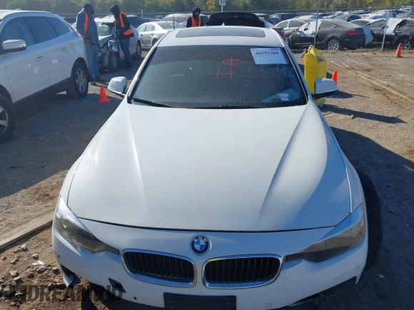 2016 BMW 3 Series 320i xDrive with VIN WBA8E5G51GNU21867, listed as a IAAI auction lot 40593300 with 99,044 mi miles and . Bid and sale history available at DreamBid. Image 12.