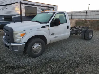 2013 Ford F-350 z VIN 1FDRF3GT6DEB28819, wystawiony jako Copart lot #42031345 z przebiegiem 174 419 mil mil oraz Czysty tytuł • Clean title. Historia ofert i sprzedaży dostępna na DreamBid. Obrazek 1.