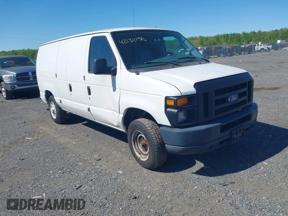2008 Ford Econoline Cargo Commercial with VIN 1FTNE14W58DB12602, listed as a IAAI auction lot 42132156 with 201,448 mi miles. Bid and sale history available at carsss.com. Image 1.