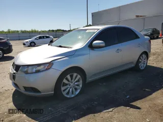 2010 Kia Forte SX с VIN KNAFW4A32A5054166, выставлен на аукционе Copart как лот 54327235 с пробегом 112 370 миль миль и Чистый • Clean title. История ставок и продаж доступна на DreamBid. Изображение 1.