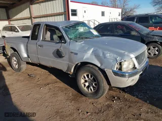 2001 Ford Ranger XL Fleet with VIN 1FTZR15U31PA46008, listed as a IAAI auction lot 41667531 with 85,468 mi miles. Bid and sale history available at carsss.com. Image 1.