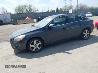 2013 Volvo S60 T5 Premier with VIN YV1612FS9D2203517, listed as a IAAI auction lot 42024260 with 145,972 mi miles. Bid and sale history available at carsss.com. Image 2.