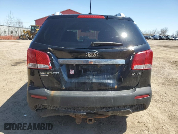 2013 Kia Sorento EX with VIN 5XYKUDA26DG368705, listed as a Copart auction lot 53322095 with 214,498 mi miles and Clean Title. Bid and sale history available at carsss.com. Image 6.