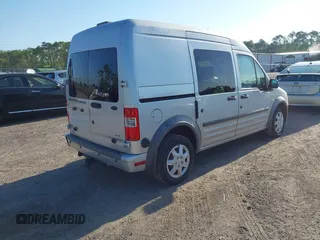 2010 Ford Transit Connect XLT с VIN NM0KS9BN3AT020983, выставлен на аукционе IAAI как лот 42074641 с пробегом 179 103 миль миль и . История ставок и продаж доступна на DreamBid. Изображение 4.