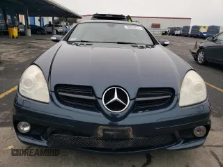 2006 Mercedes-Benz SLK-Class 5.5L AMG with VIN WDBWK73FX6F101788, listed as a Copart auction lot 86853414 with 51,995 mi miles and Salvage Title. Bid and sale history available at carsss.com. Image 5.