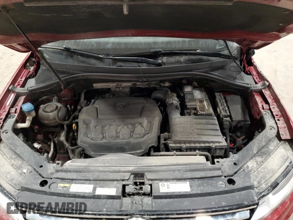 2018 Volkswagen Tiguan SEL z VIN 3VV2B7AX5JM017710, wystawiony jako Copart lot #48617875 z przebiegiem 63 466 mil mil oraz Szkoda całkowita • Salvage title. Historia ofert i sprzedaży dostępna na DreamBid. Obrazek 12.