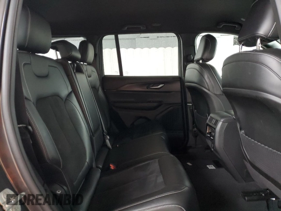 2024 Jeep Grand Cherokee Altitude with VIN 1C4RJGAG4R8546436, listed as a Copart auction lot 81531384 with 24,979 mi miles and Clean title. Bid and sale history available at DreamBid. Image 11.