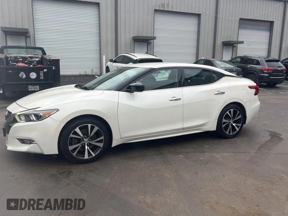 2016 Nissan Maxima S with VIN 1N4AA6AP8GC409491, listed as a Copart auction lot 56022195 with 39,041 mi miles and Clean Title. Bid and sale history available at DreamBid. Image 2.