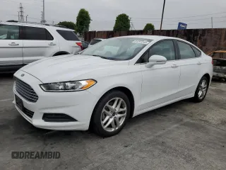2016 Ford Fusion SE with VIN 3FA6P0HD2GR396879, listed as a Copart auction lot 61257245 with 111,537 mi miles and Clean title. Bid and sale history available at DreamBid. Image 1.