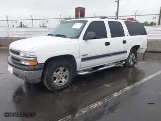 2000 Chevrolet Suburban LS with VIN 3GNEC16T3YG209560, listed as a IAAI auction lot 41551486 with 264,290 mi miles. Bid and sale history available at carsss.com. Image 17.