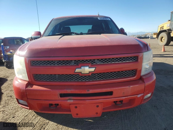 2008 Chevrolet Silverado 1500 LTZ with VIN 2GCFK13YX81177716, listed as a Copart auction lot 88589025 with 239,867 mi miles and Clean Title. Bid and sale history available at carsss.com. Image 5.