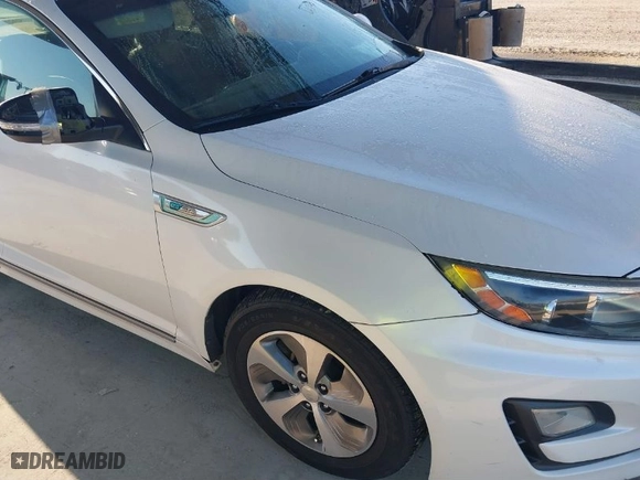 2014 Kia Optima Hybrid LX with VIN KNAGM4AD2E5076127, listed as a IAAI auction lot 40407718 with NaN miles. Bid and sale history available at carsss.com. Image 15.