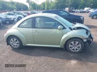 2009 Volkswagen Beetle S with VIN 3VWRW31C29M501964, listed as a IAAI auction lot 42388544 with 99,674 mi miles and . Bid and sale history available at DreamBid. Image 13.