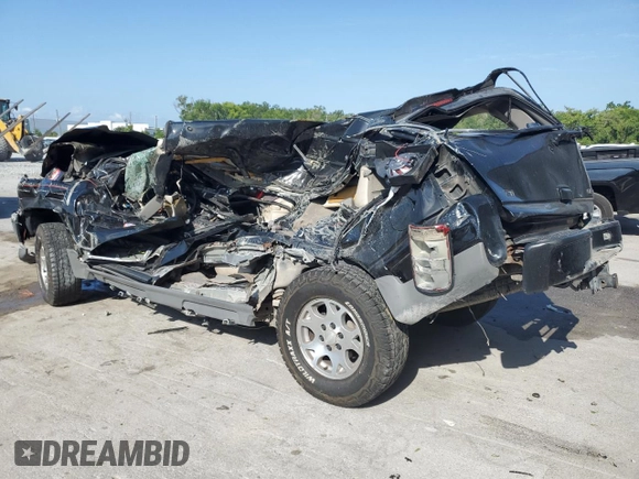 2002 Chevrolet Suburban Z71 with VIN 3GNFK16Z72G243083, listed as a Copart auction lot 54142235 with Not provided miles and Non repairable. Bid and sale history available at DreamBid. Image 2.