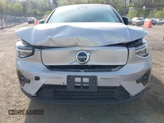 2022 Volvo C40 Ultimate с VIN YV4ED3GBXN2008666, выставлен на аукционе IAAI как лот 42158415 с пробегом 22 874 миль миль и . История ставок и продаж доступна на DreamBid. Изображение 12.