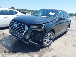2019 Audi Q7 Premium Plus z VIN WA1LAAF75KD012980, wystawiony jako IAAI lot #42205106 z przebiegiem Nie podano mil oraz . Historia ofert i sprzedaży dostępna na DreamBid. Obrazek 16.