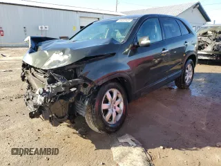 2012 Kia Sorento LX with VIN 5XYKT4A19CG271085, listed as a Copart auction lot 46863945 with 145,472 mi miles and Salvage Title. Bid and sale history available at carsss.com. Image 1.
