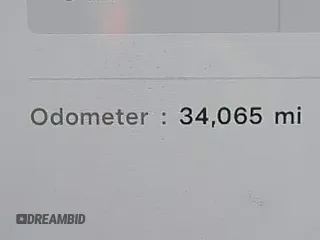 2022 Tesla Model X Plaid z VIN 7SAXCBE69NF352875, wystawiony jako IAAI lot #41964970 z przebiegiem 34 065 mil mil oraz . Historia ofert i sprzedaży dostępna na DreamBid. Obrazek 16.