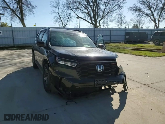 2025 Honda Pilot TrailSport z VIN 5FNYG1H61SB036233, wystawiony jako Copart lot #47130495 z przebiegiem Nie podano mil oraz Szkoda całkowita • Salvage title. Historia ofert i sprzedaży dostępna na DreamBid. Obrazek 11.