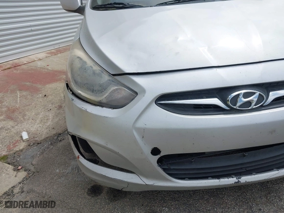 2014 Hyundai Accent GS with VIN KMHCT5AE4EU159319, listed as a IAAI auction lot 41896989 with 204,453 mi miles. Bid and sale history available at carsss.com. Image 6.