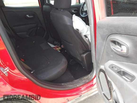 2018 Jeep Renegade Latitude с VIN ZACCJABB5JPJ21078, выставлен на аукционе IAAI как лот 41712341 с пробегом 85 596 миль миль и . История ставок и продаж доступна на DreamBid. Изображение 8.