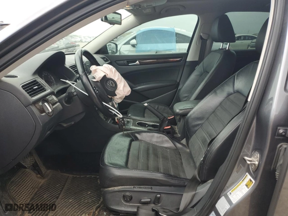 2015 Volkswagen Passat 2.0L TDI SEL Premium with VIN 1VWCV7A34FC067060, listed as a Copart auction lot 51324685 with 231,302 mi miles and Salvage Title. Bid and sale history available at carsss.com. Image 7.