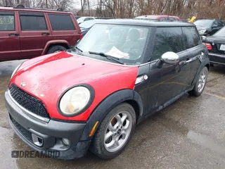 2011 MINI Hardtop S with VIN WMWSV3C57BTY11344, listed as a IAAI auction lot 41728349 with 84,242 mi miles and . Bid and sale history available at DreamBid. Image 2.