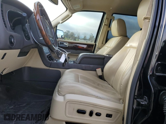 2017 Lincoln Navigator Reserve z VIN 5LMJJ3LT4HEL00091, wystawiony jako Copart lot #46262175 z przebiegiem 105 679 mil mil oraz Szkoda całkowita • Salvage title. Historia ofert i sprzedaży dostępna na DreamBid. Obrazek 7.