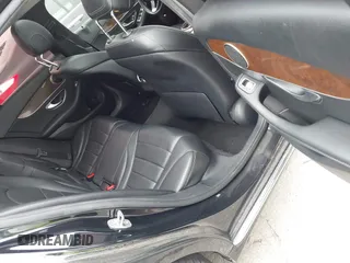 2017 Mercedes-Benz C 300 with VIN 55SWF4JB7HU198538, listed as a IAAI auction lot 42648062 with Not provided miles and . Bid and sale history available at DreamBid. Image 8.