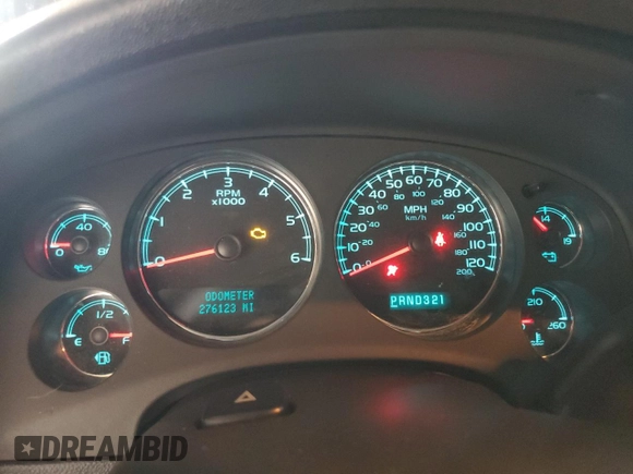 2008 Chevrolet Suburban LT w/3LT with VIN 1GNFC16008R123357, listed as a Copart auction lot 68578134 with 276,123 mi miles and Salvage Title. Bid and sale history available at carsss.com. Image 9.